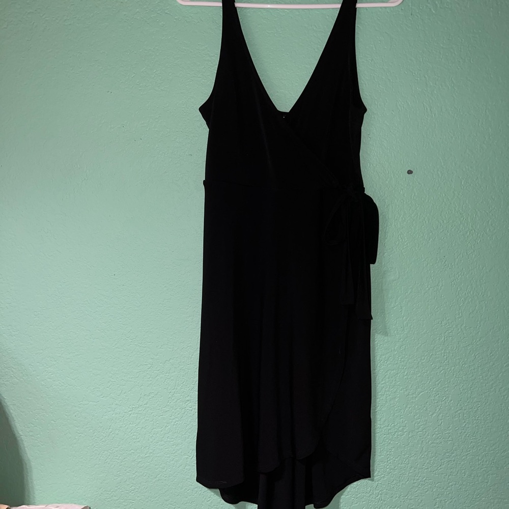 Black Wrap Midi Dress - Women's Elegant V-Neck - Express size S